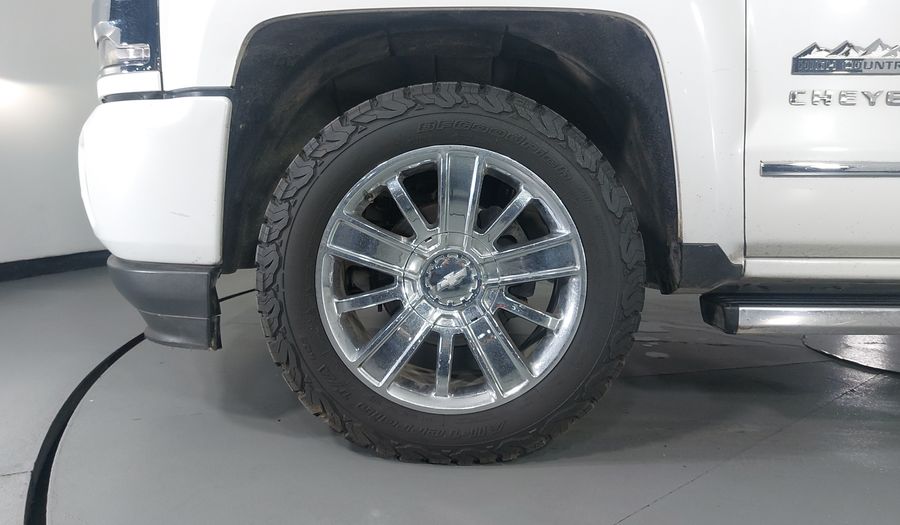 Chevrolet Cheyenne 6.2 2500 CHEYENNE CREW CAB G AT 4WD Pickup 2018