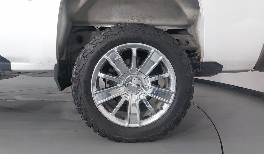 Chevrolet Cheyenne 6.2 2500 CHEYENNE CREW CAB G AT 4WD Pickup 2018