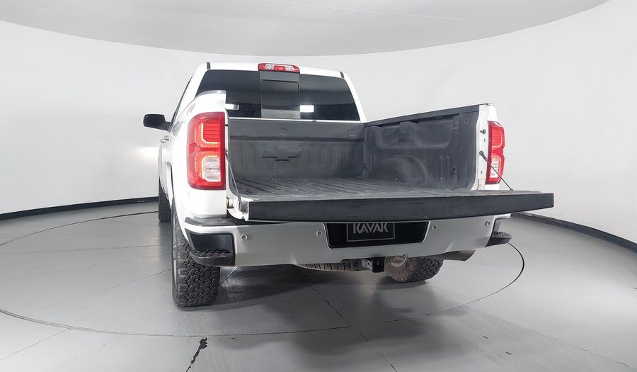 Chevrolet Cheyenne 6.2 2500 CHEYENNE CREW CAB G AT 4WD Pickup 2018