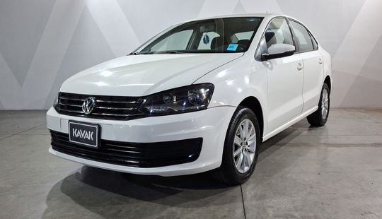 Volkswagen • Vento