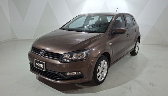 Volkswagen • Polo