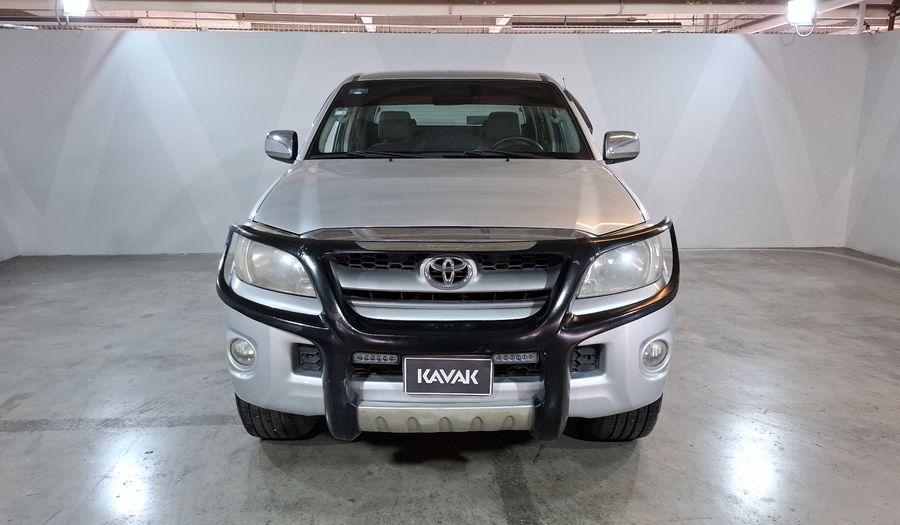 Toyota Hilux 2.7 DOBLE CABINA SR Pickup 2011