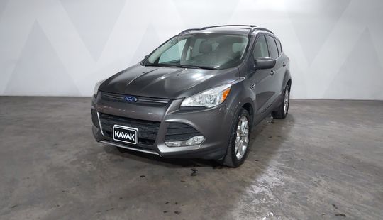 Ford • Escape