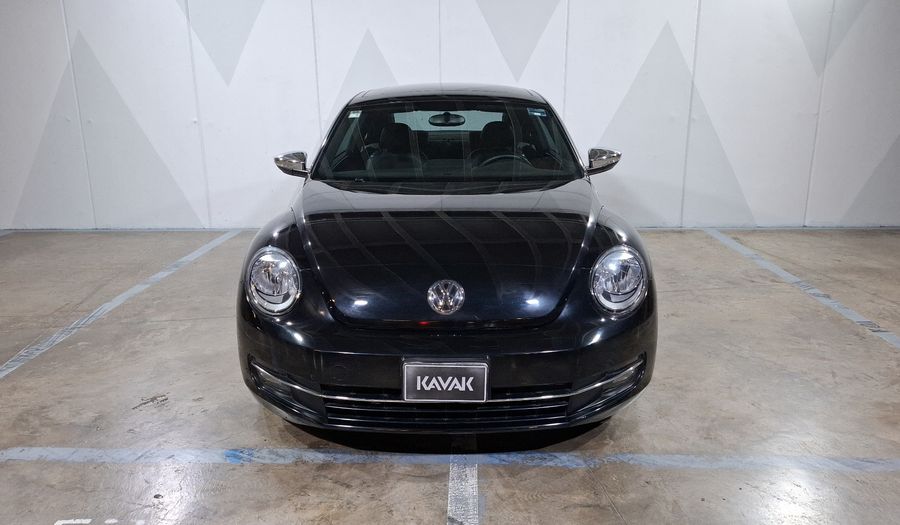 Volkswagen Beetle 2.0 FENDER TURBO DSG Hatchback 2013