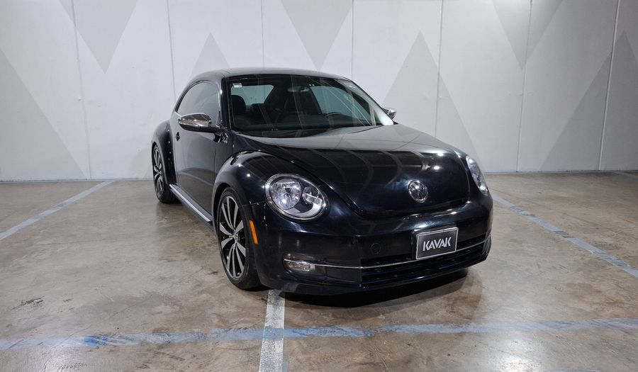Volkswagen Beetle 2.0 FENDER TURBO DSG Hatchback 2013