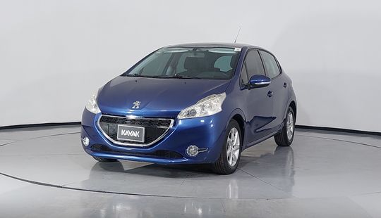 Peugeot • 208