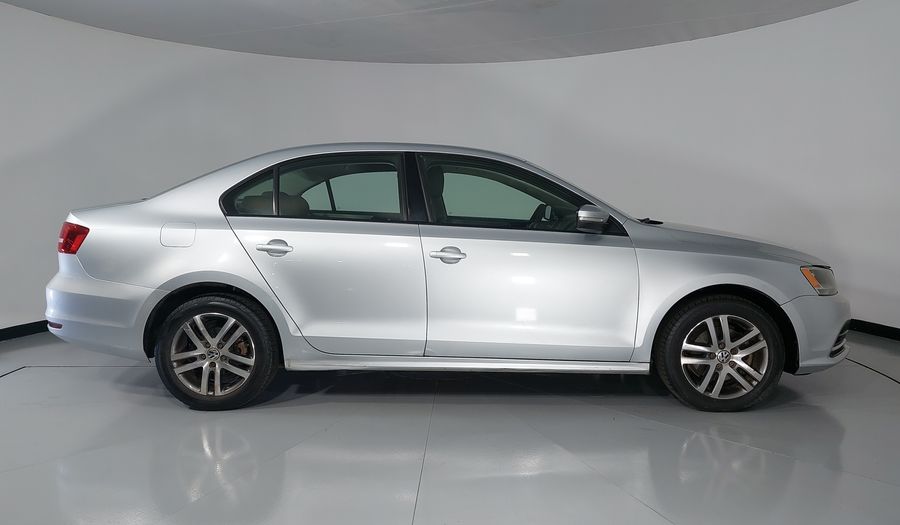 Volkswagen Jetta 2.5 TRENDLINE TIPTRONIC Sedan 2015