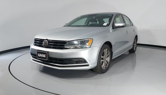 Volkswagen • Jetta