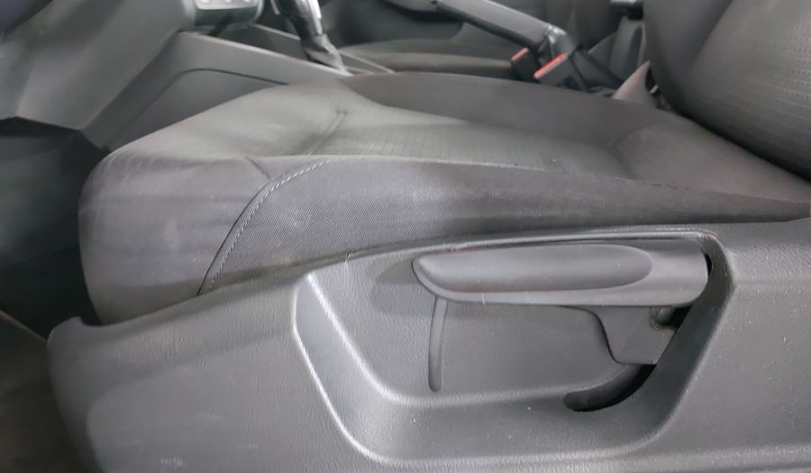 Volkswagen Jetta 2.5 TRENDLINE TIPTRONIC Sedan 2015