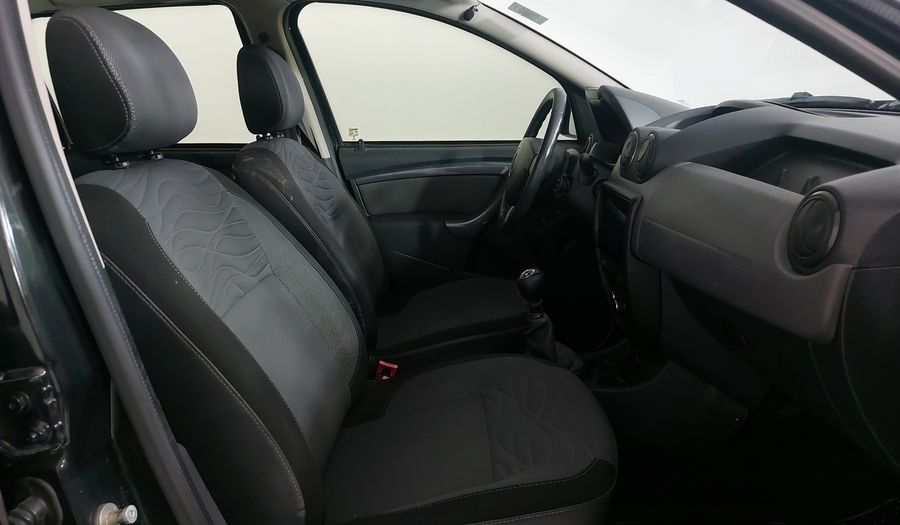 Renault Duster 2.0 DYNAMIQUE MT Suv 2014