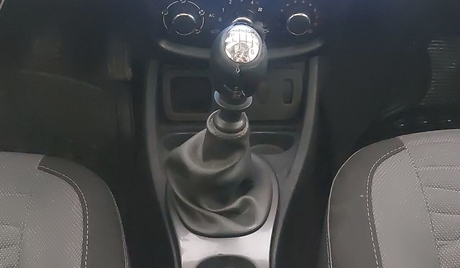 Renault Duster 2.0 DYNAMIQUE MT Suv 2014