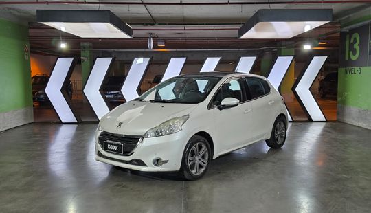 Peugeot • 208