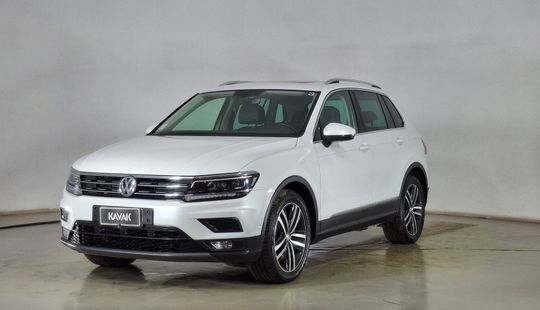 Volkswagen • Tiguan