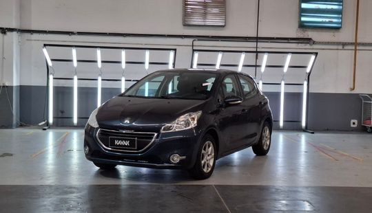 Peugeot • 208