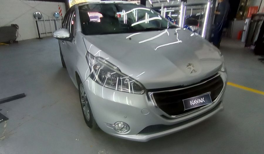 Peugeot 208 1.6 FELINE PACK CUIR Hatchback 2014