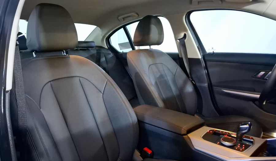 Bmw Serie 3 2.0 320I AUTO Sedan 2021