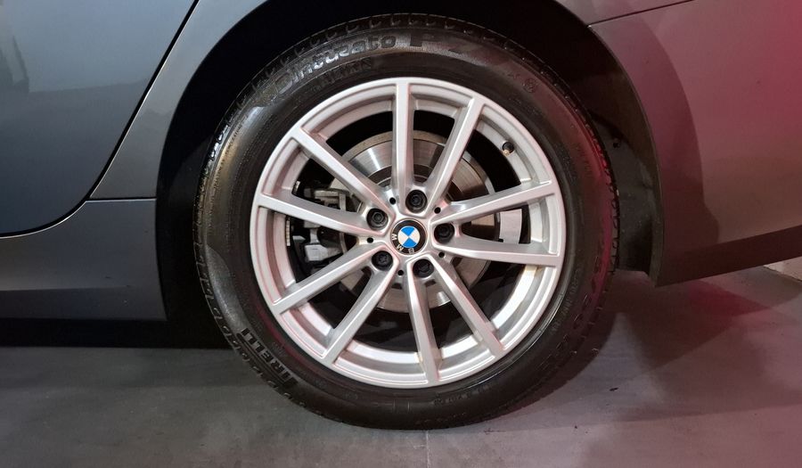 Bmw Serie 3 2.0 320I AUTO Sedan 2021