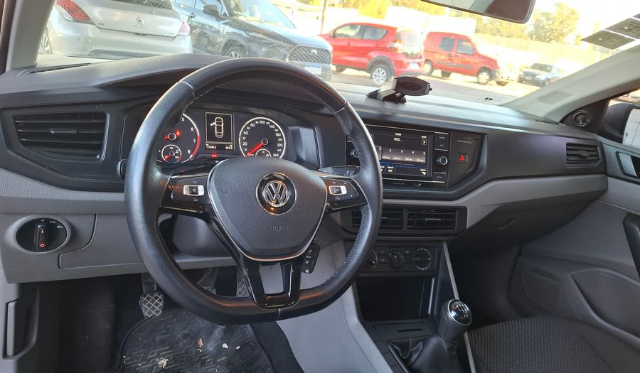 Volkswagen Virtus 1.6 MSI TRENDLINE Sedan 2018