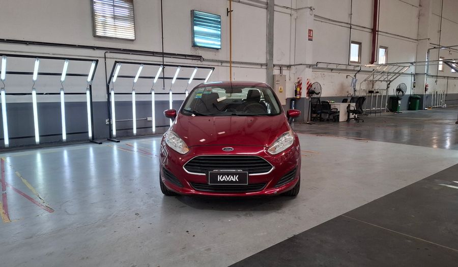 Ford Fiesta Kinetic Design 1.6 S PLUS Sedan 2014