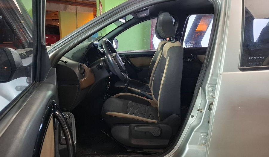 Renault Duster 2.0 PRIVILEGE 4WD Suv 2018