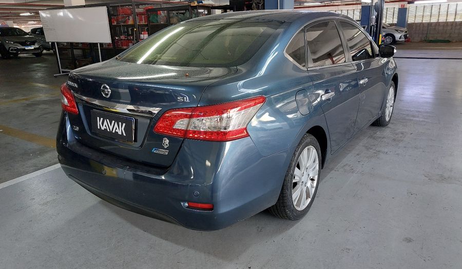 Nissan Sentra SL Sedan 2016