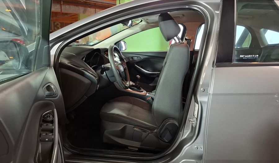 Ford Focus Iii 1.6 S Hatchback 2016