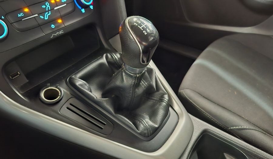 Ford Focus Iii 1.6 S Hatchback 2016