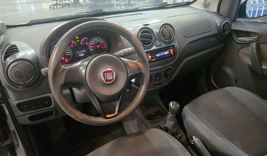 Fiat Palio 1.6 16V ESSENCE Hatchback 2013