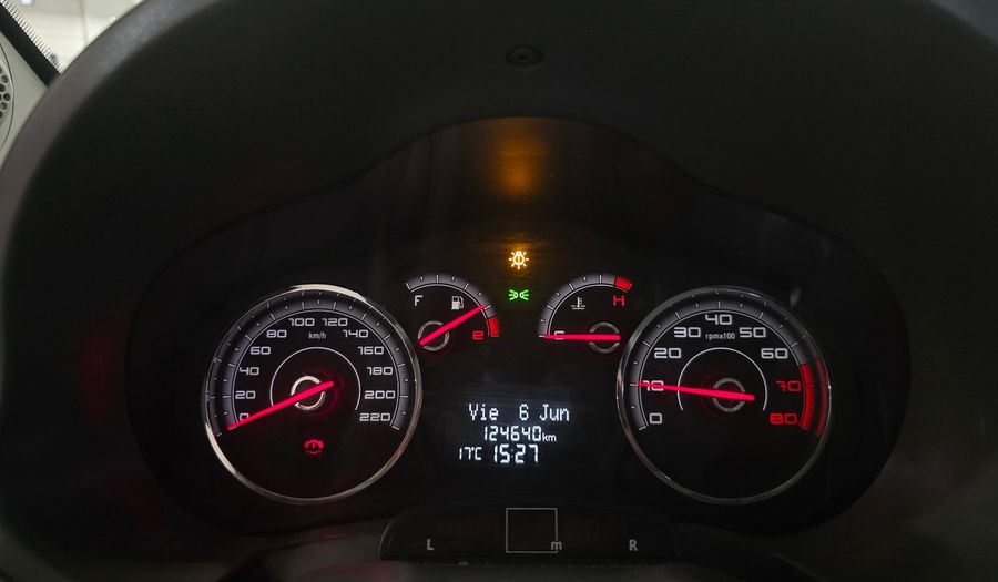 Fiat Palio 1.6 16V ESSENCE Hatchback 2013