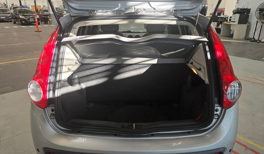 Fiat Palio 1.6 16V ESSENCE Hatchback 2013