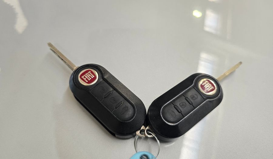 Fiat Palio 1.6 16V ESSENCE Hatchback 2013