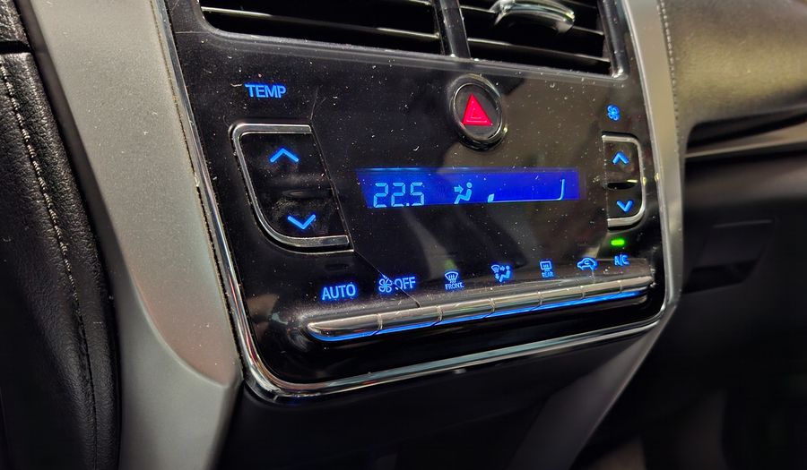 Toyota Yaris 1.5 XLS PACK CVT Sedan 2019