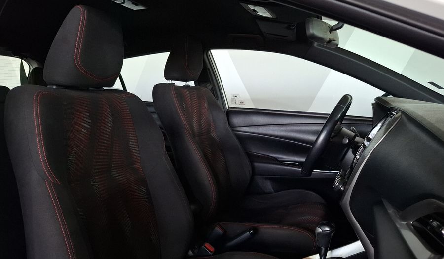 Toyota Yaris 1.5 S AUTO Hatchback 2019