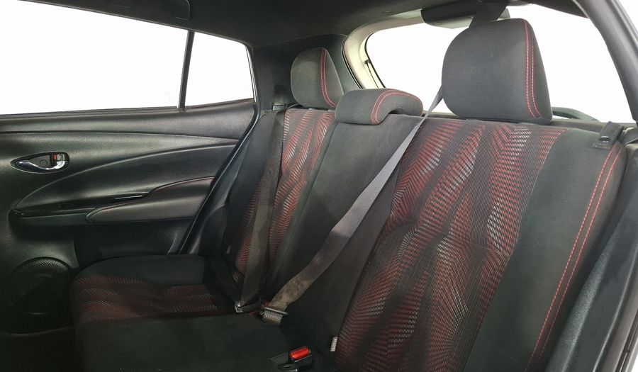 Toyota Yaris 1.5 S AUTO Hatchback 2019