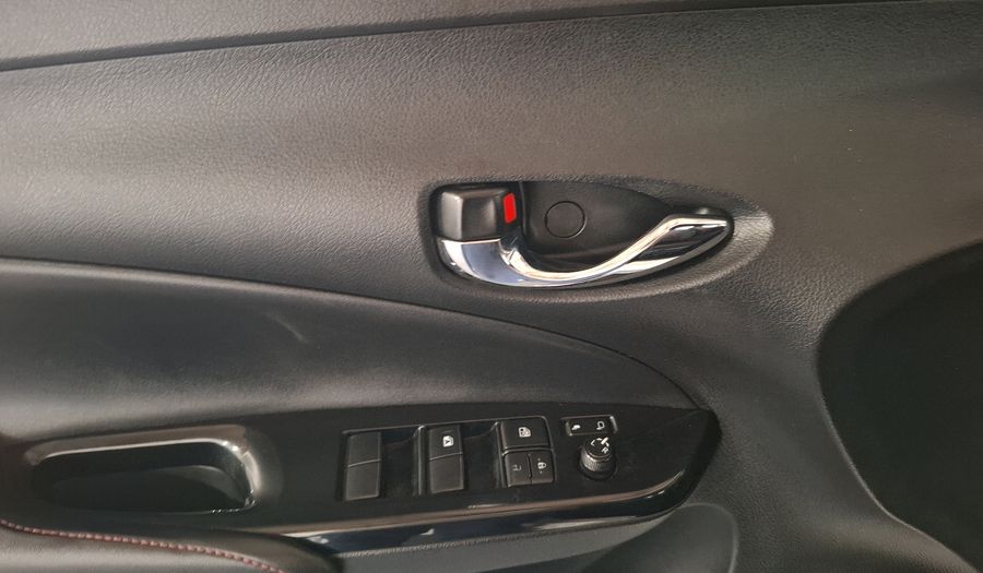 Toyota Yaris 1.5 S AUTO Hatchback 2019