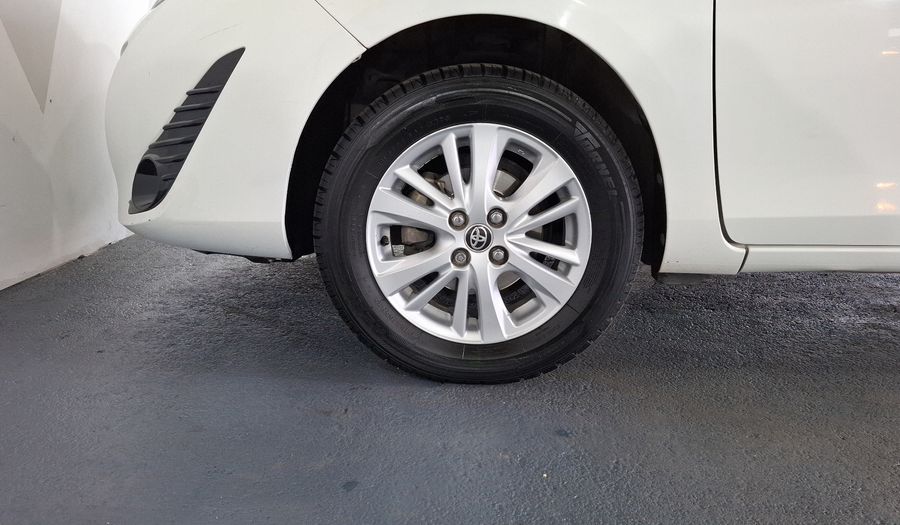 Toyota Yaris 1.5 S AUTO Hatchback 2019