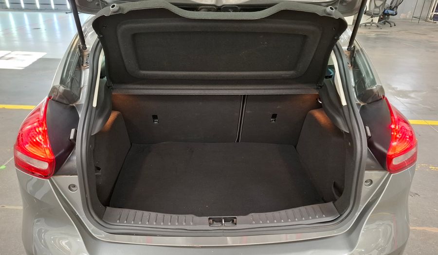 Ford Focus Iii 2.0 SE Hatchback 2015