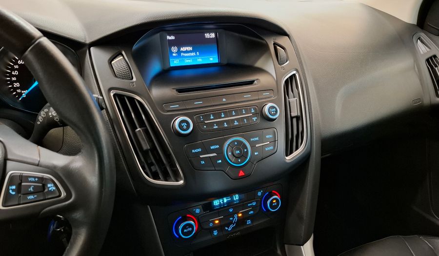 Ford Focus Iii 2.0 SE Hatchback 2015