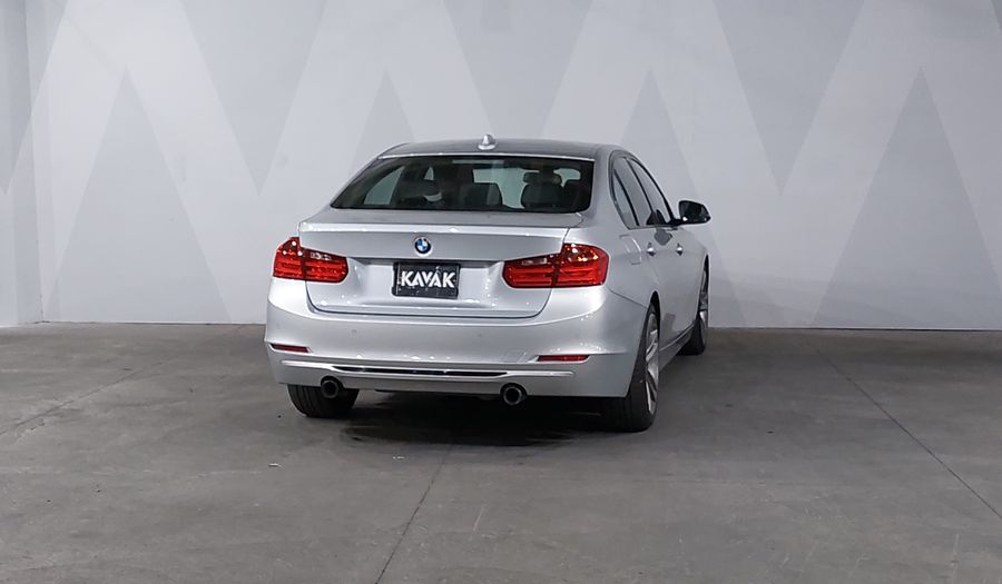Bmw Serie 3 3.0 335IA SPORT LINE Sedan 2015