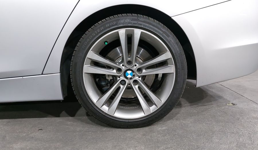 Bmw Serie 3 3.0 335IA SPORT LINE Sedan 2015