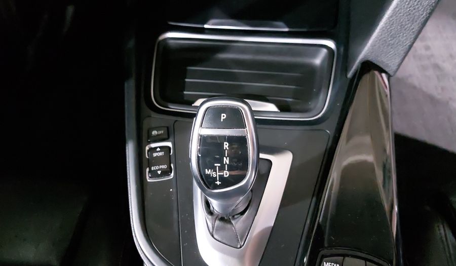 Bmw Serie 3 3.0 335IA SPORT LINE Sedan 2015