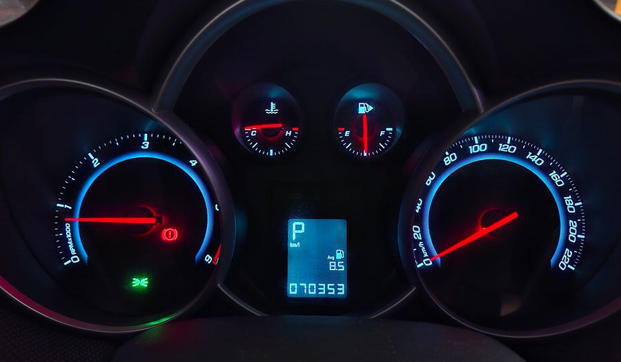 Chevrolet Cruze 2.0 LT AT Hatchback 2015