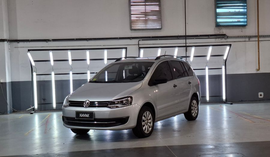 Volkswagen Suran 1.6 COMFORTLINE Wagon 2014