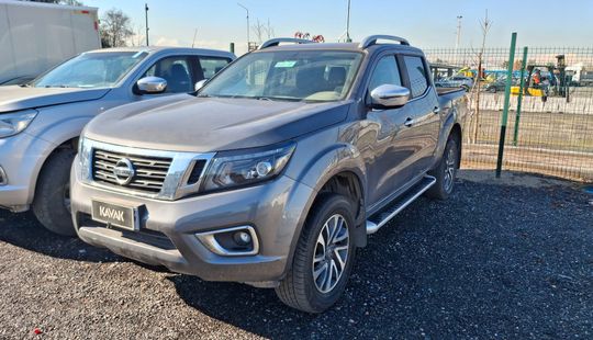Nissan • Navara