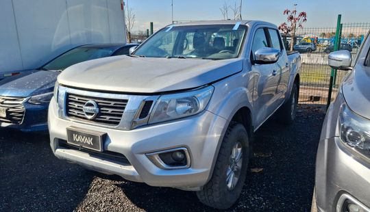 Nissan • Navara