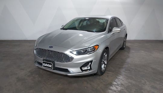 Ford • Fusion