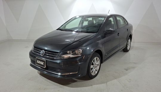 Volkswagen • Vento