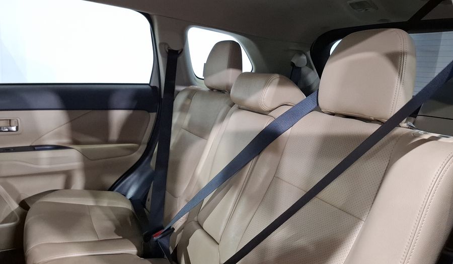 Mitsubishi Outlander 2.4 LIMITED Suv 2017