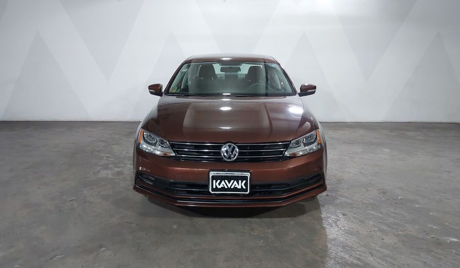 Volkswagen Jetta 2.5 TRENDLINE MT Sedan 2016