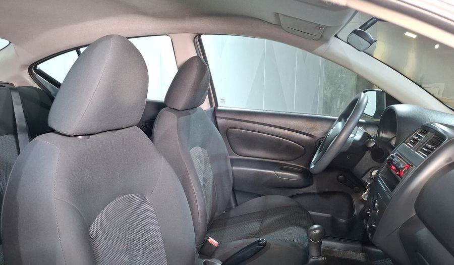 Nissan Versa 1.6 DRIVE Sedan 2019